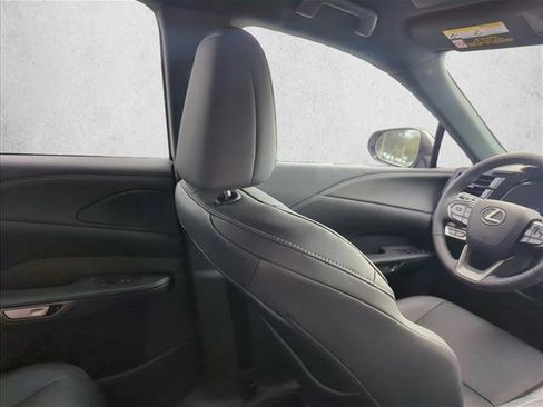 Used 2025 Lexus RX 350 FWD w/ Technology Package image 19