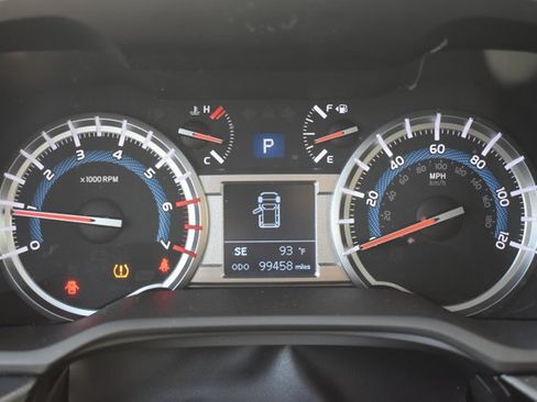 Used 2018 Toyota 4Runner Limited RWD image 23