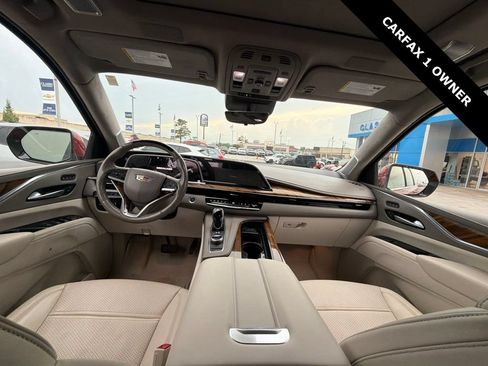 Used 2024 Cadillac Escalade ESV Premium Luxury Platinum w/ Heavy-Duty Trailer Package AWD/4WD image 5