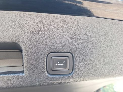 Used 2026 GMC Acadia Denali w/ Super Cruise Package AWD/4WD image 17