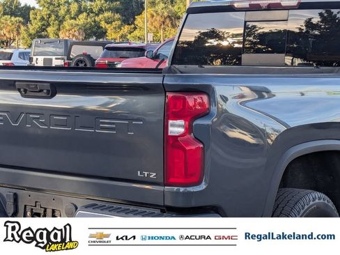Used 2020 Chevrolet Silverado 2500 LTZ w/ LTZ Plus Package image 7