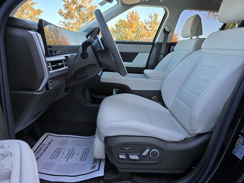 Used 2025 Hyundai Santa Fe Calligraphy image 20