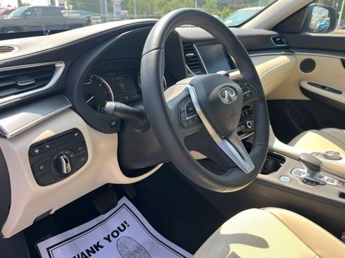 Used 2022 INFINITI QX50 Luxe w/ Cargo Package AWD/4WD image 11