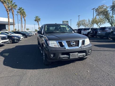Used 2014 Nissan Frontier SV RWD image 4