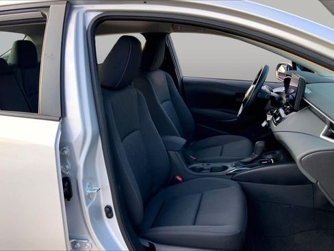 Used 2024 Toyota Corolla LE FWD image 9