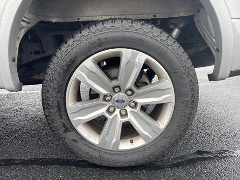 Used 2019 Ford F150 Platinum image 6