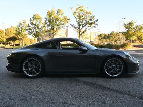 Certified 2022 Porsche 911 GT3 image 12