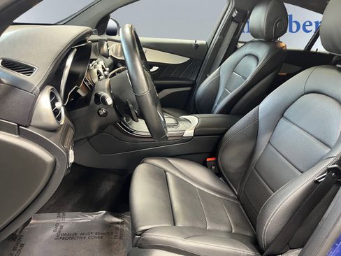 Used 2023 Mercedes-Benz GLC 300 4MATIC image 6