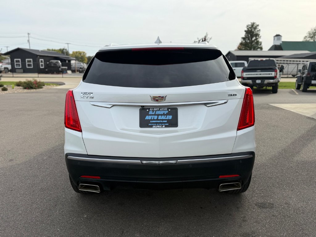 Used 2017 Cadillac XT5 FWD w/ LPO, Wheel Lock Package image 5