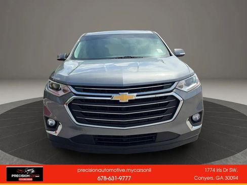 Used 2019 Chevrolet Traverse LT FWD image 2