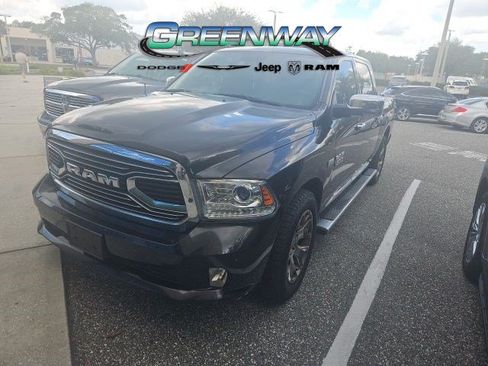 Used 2017 RAM 1500 Limited RWD image 1
