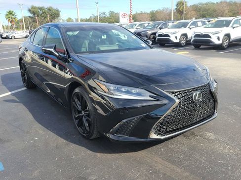 Used 2024 Lexus ES 350 F Sport image 2