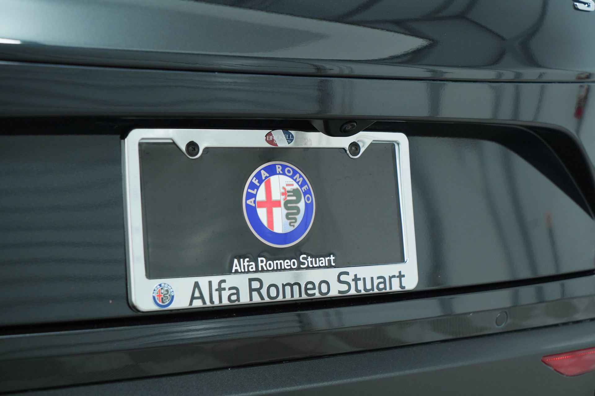 Used 2025 Alfa Romeo Stelvio Sprint AWD/4WD image 15