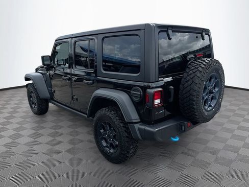 Used 2023 Jeep Wrangler Unlimited w/ Cold Weather Group AWD/4WD image 8