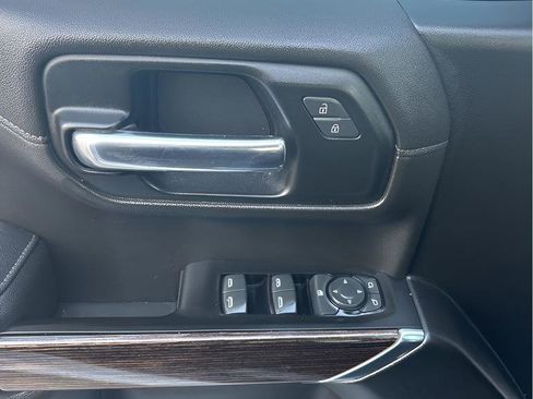 Used 2022 GMC Sierra 1500 Elevation image 9