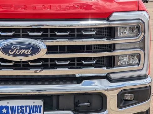 Used 2024 Ford F250 Lariat AWD/4WD image 7