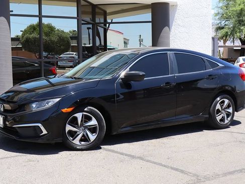 Used 2020 Honda Civic LX image 3