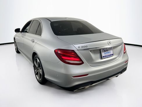 Used 2018 Mercedes-Benz E 300 image 7