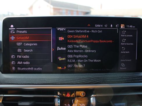 Used 2023 BMW X4 xDrive30i w/ M Sport Package image 16