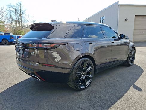 Used 2023 Land Rover Range Rover Velar R-Dynamic S AWD/4WD image 4