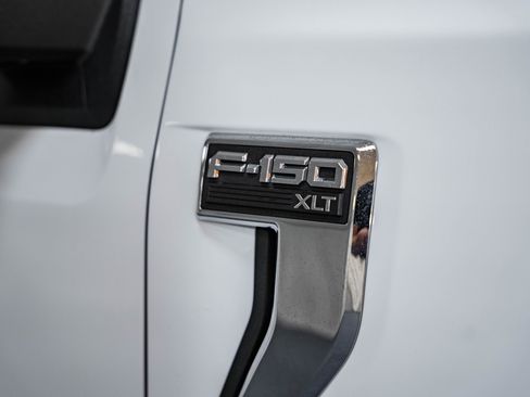 Certified 2022 Ford F150 XLT image 11