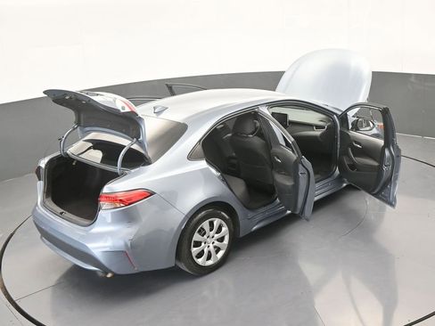 Used 2021 Toyota Corolla LE image 64