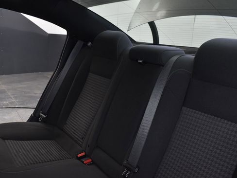 Used 2019 Dodge Charger GT image 19