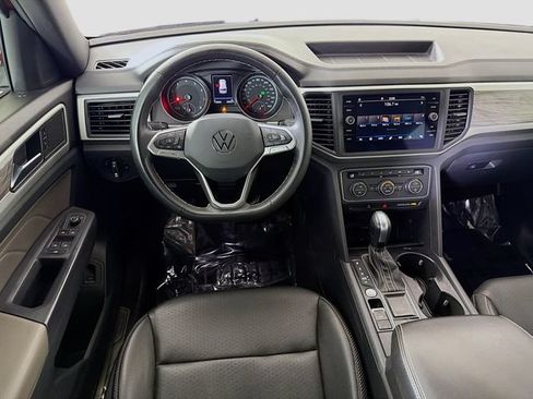 Used 2021 Volkswagen Atlas Cross Sport SE FWD image 22