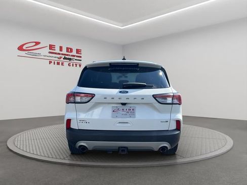 Used 2020 Ford Escape SEL AWD/4WD image 9