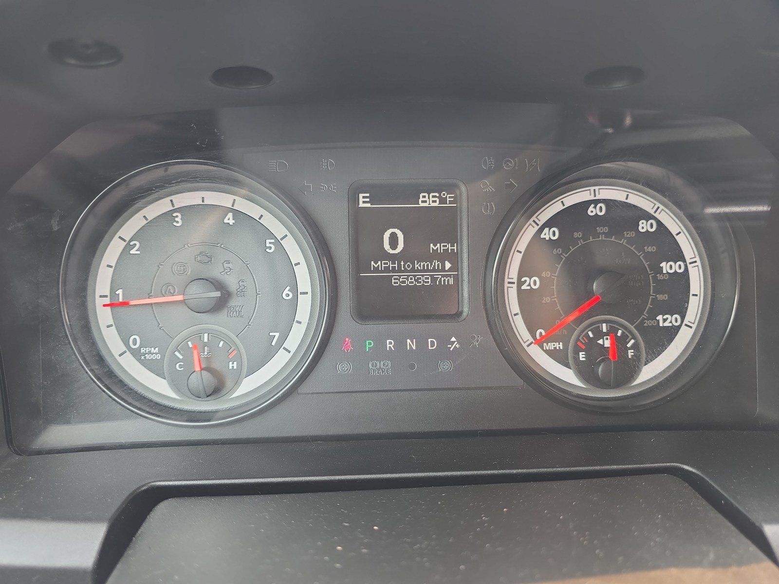 Used 2022 RAM 1500 Classic SLT w/ Protection Group AWD/4WD image 23