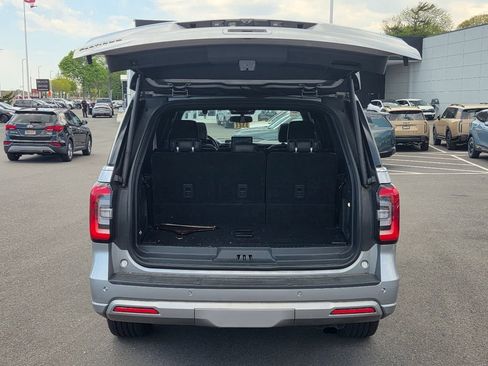 Used 2023 Ford Expedition Platinum AWD/4WD image 33