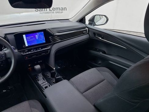 Used 2025 Toyota Camry LE image 22