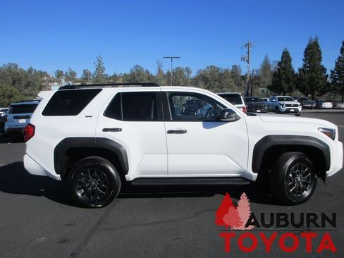 Certified 2025 Toyota 4Runner SR5 image 3