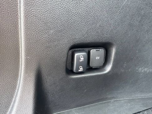 Used 2024 Ford Edge Titanium AWD/4WD image 32