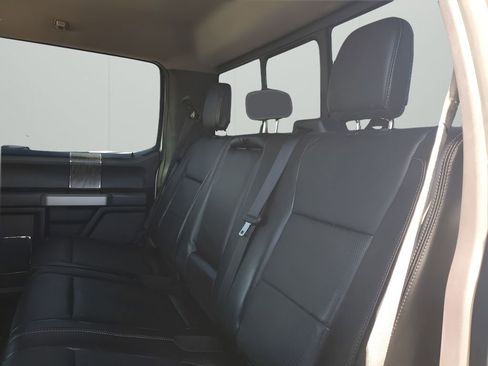 Used 2019 Ford F250 Lariat w/ Lariat Ultimate Package image 19