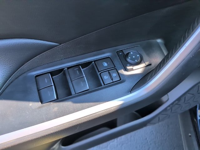 Used 2024 Toyota RAV4 XLE FWD image 12
