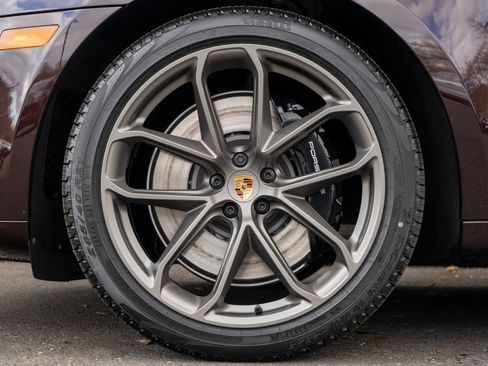 New 2026 Porsche Macan GTS image 12