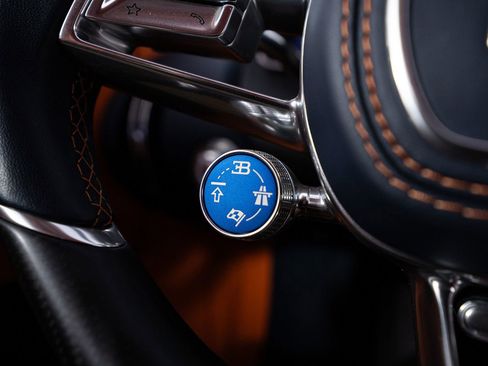 Used 2018 Bugatti Chiron AWD/4WD image 56