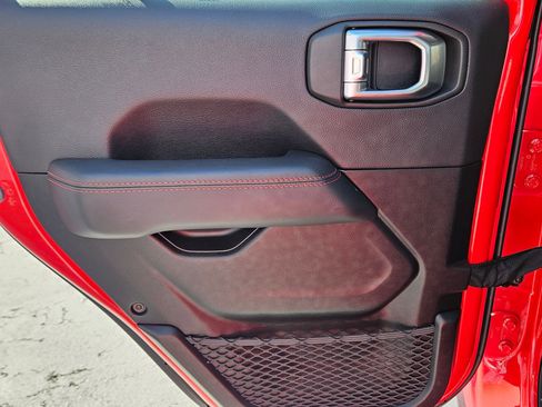 Used 2020 Jeep Gladiator Rubicon image 23