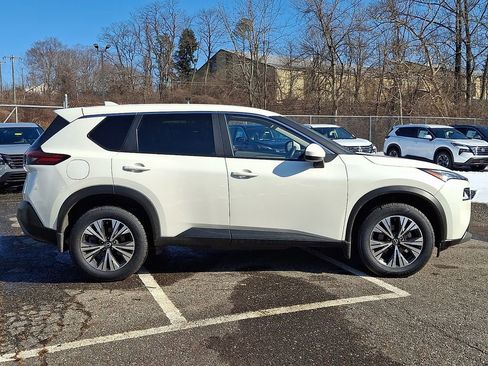 Certified 2023 Nissan Rogue SV image 8