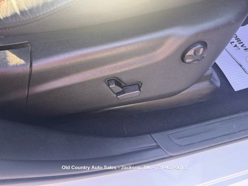 Used 2024 Dodge Durango GT AWD/4WD image 23