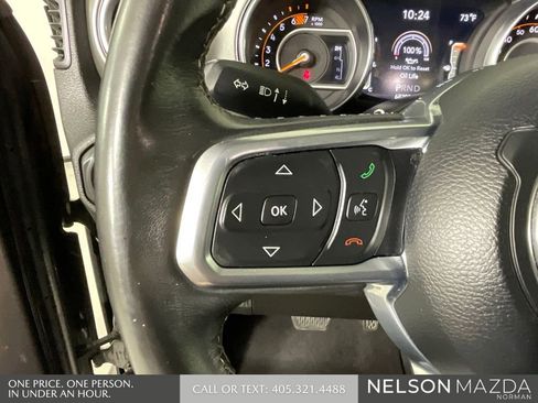 Used 2019 Jeep Wrangler Unlimited Sahara w/ Safety Group AWD/4WD image 36