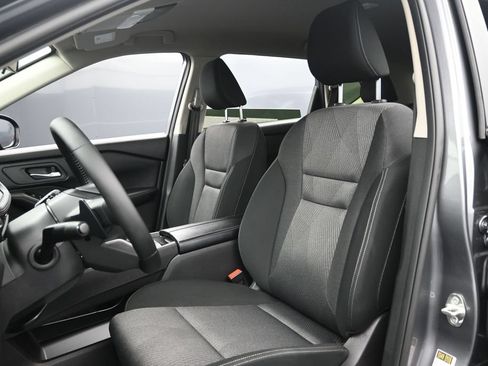 Certified 2026 Nissan Rogue SV AWD/4WD image 23