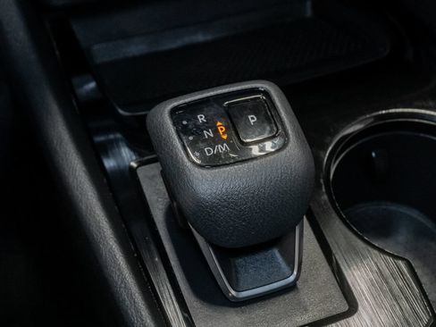 Used 2023 Nissan Rogue SV AWD/4WD image 20