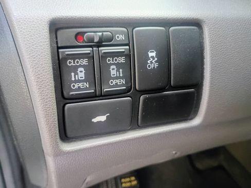 Used 2011 Honda Odyssey EX-L image 24