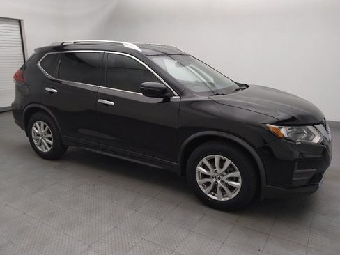 Used 2020 Nissan Rogue S w/ Special Edition Package FWD image 11