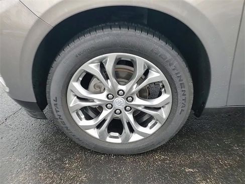Certified 2018 Buick Enclave Avenir w/ Avenir Technology Package image 9
