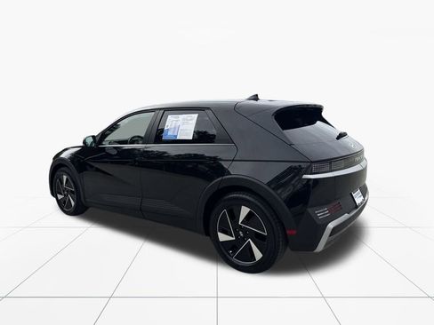 Used 2025 Hyundai Ioniq 5 SE image 6