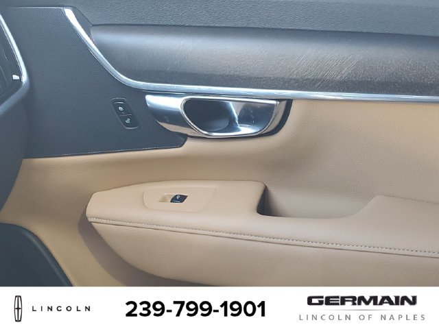 Used 2019 Volvo V90 T5 Cross Country w/ Protection Package Premier AWD/4WD image 28