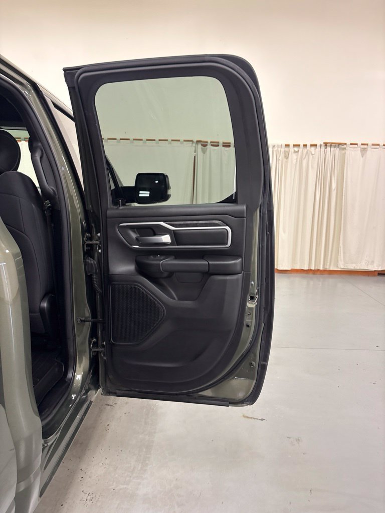 Used 2021 RAM 1500 Big Horn AWD/4WD image 29